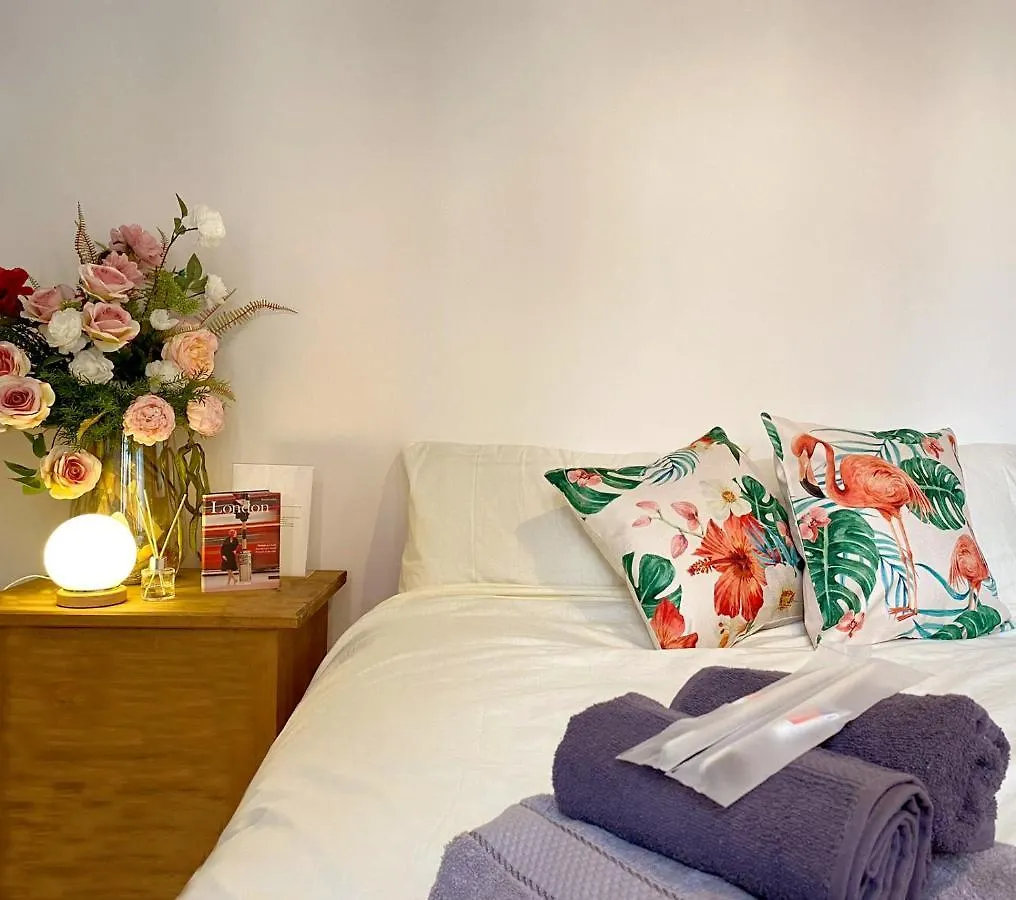 London Bridge Guest House Nearby Tower Bridge The Shard And Borough Market 0*,